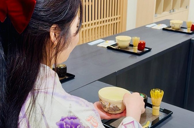 Tea and Calligraphy Session at a Table in Osaka - Price and Logistics: Is $22.76 Actually Good Value?