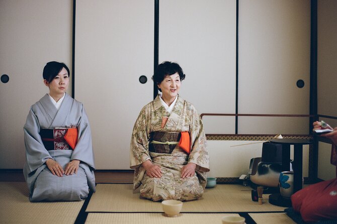 Tea ceremony by the tea master in Kyoto SHIUN AN - A tea ceremony in Kyoto’s quieter north, near Daitoku-ji