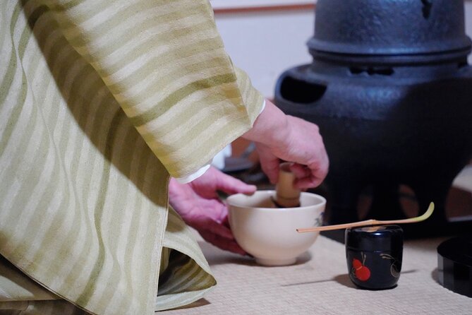 Tea ceremony by the tea master in Kyoto SHIUN AN - What happens in the 45 minutes: scrolls, sweets, and matcha steps