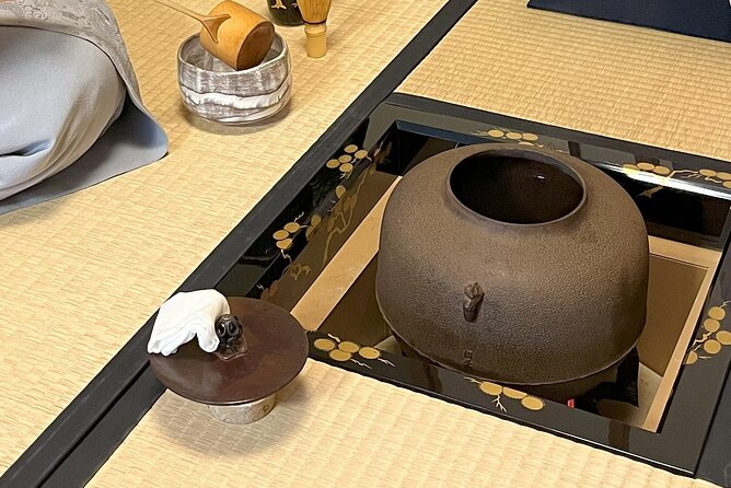 Tea ceremony experience in Osaka with a small group - Tea Ceremony in Osaka: What You’re Really Buying