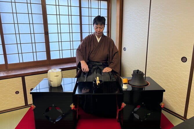 Tea Ceremony in 150 Years Old Townhouse with Tables and Chairs - Ninenzaka Sannenzaka Townhouse Vibe: Where the Ceremony Starts