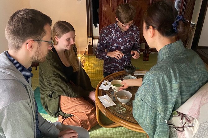 Tea Ceremony in a Century-old Japanese Town House - Tea ceremony in Beppu’s town house: what makes it feel real