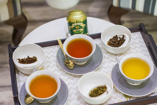 Tea Tasting Session at India's oldest tea boutique : Sancha Tea Boutique - Darjeeling across three seasons: the real flavor lesson