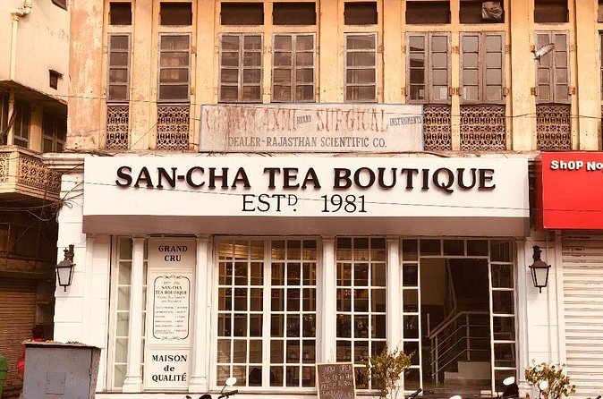 Tea Tasting Session at India's oldest tea boutique : Sancha Tea Boutique - Assam and Sikkim black teas: different personalities, same category