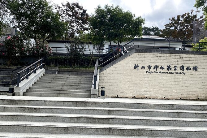 Thousand Island Lake and Pinglin Tea Plantation from Taipei - Tea Tasting With Real Structure (Not Just Free Samples)