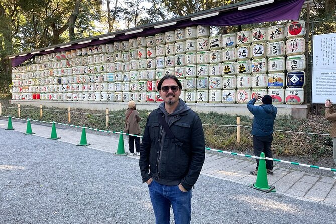 Tokyo 6 hr Private Guided Tour & Tea Ceremony Experience - Gardens and quiet breaks: Hamarikyu, Rikugien, Koishikawa, and Shinjuku Gyoen