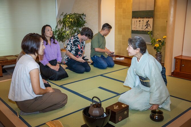 Tokyo: Casual Japanese Tea Ceremony Experience - The main event: whisking your own matcha bowl