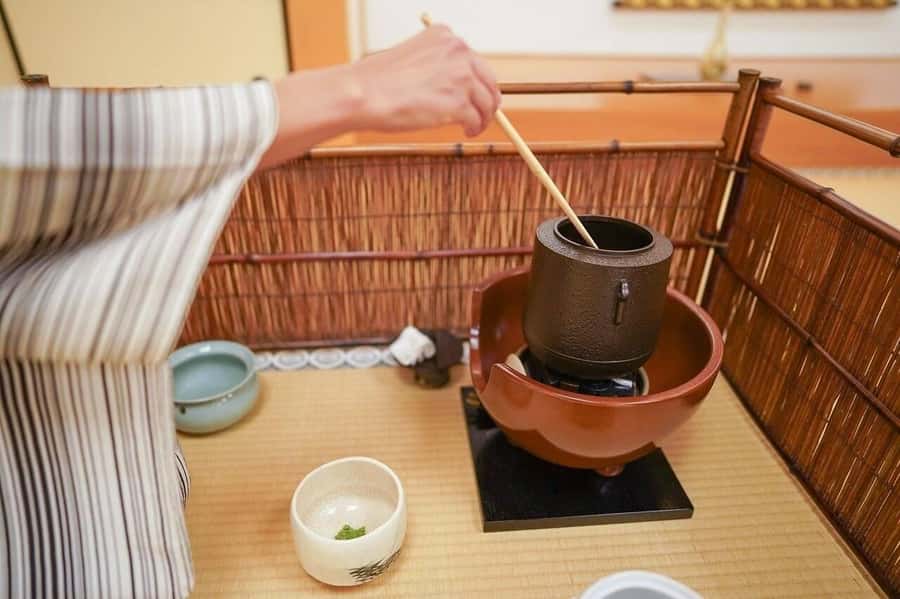 Tokyo: Private Japanese Traditional Tea Ceremony - Wagashi and Matcha Pairing: What You Actually Eat