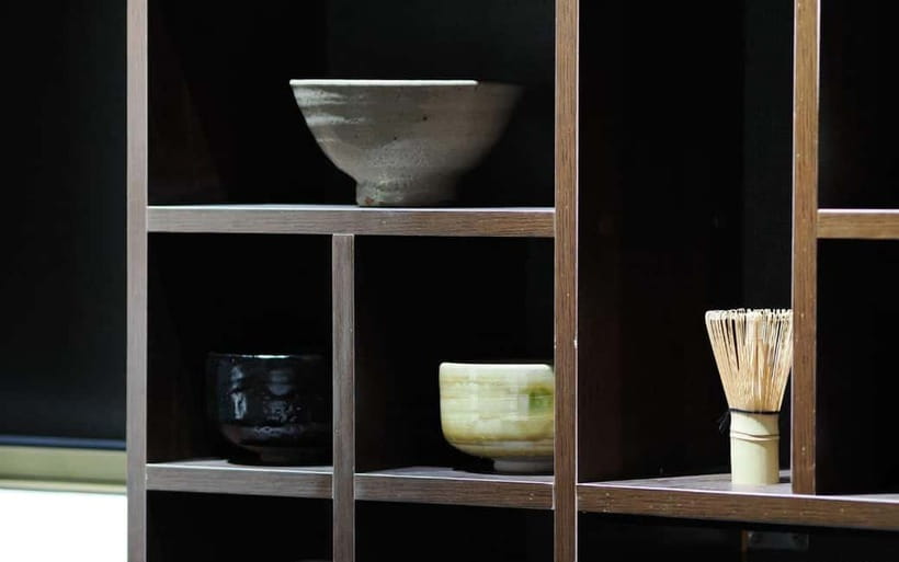 Tokyo: Traditional Tea Ceremony with a Tea Master - Welcome cup of Wakocha and tea cake