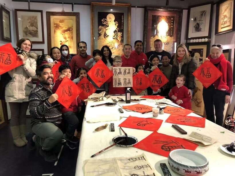 Traditional Chinese Tea Ceremony Experience - Tea house mood, photos, and the Hutong vibe
