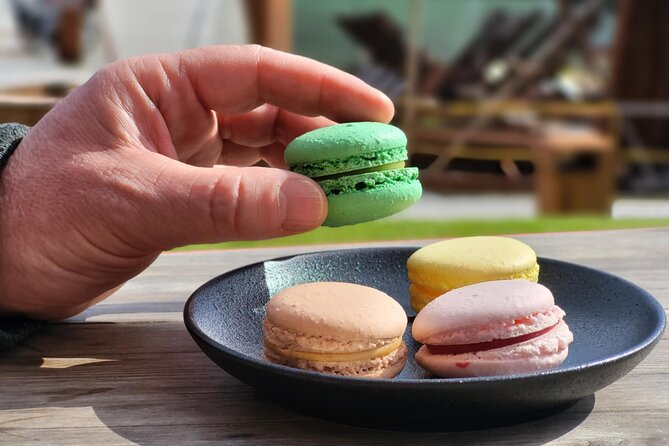 Tromsø Sweet Temptations with Afternoon Tea - A 2½-hour sweet walk that teaches Tromsø by taste