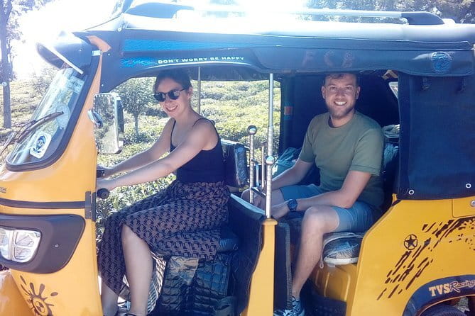 Tuk Tuk safari and Picnic in The Tea Plantation from Ella,Haputale & Bandarawela - Lipton’s Seat tea plantation: the hands-on tea factory-style learning