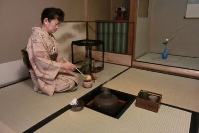 Uji Walking Tour - Byodo-in temple and Tea Ceremony from Kyoto - Ujibashi Bridge and Nakanoshima Park: how to time your photos