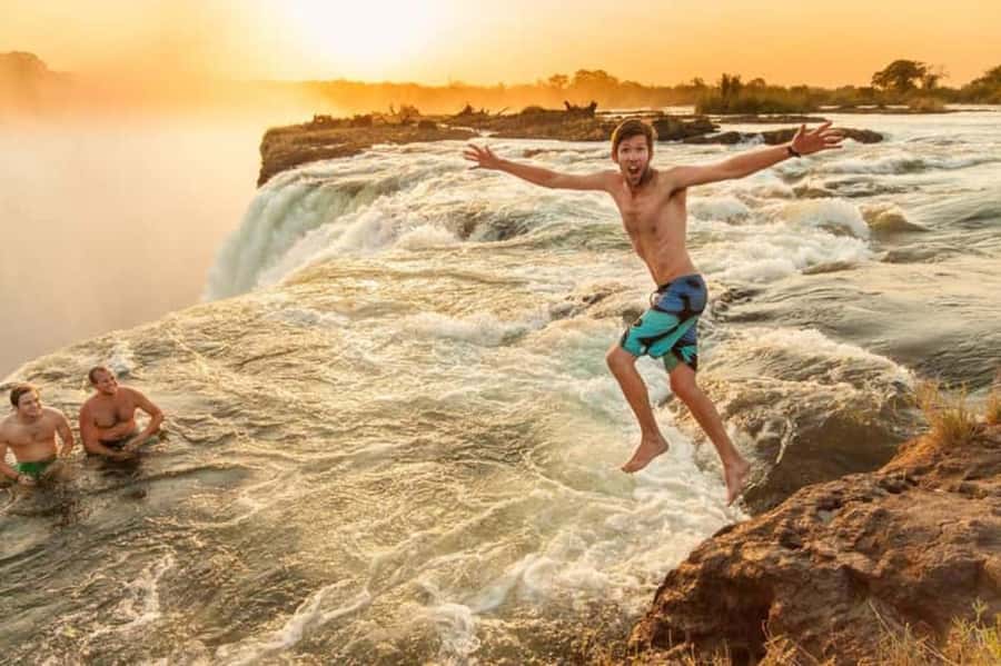 Victoria Falls: Devil's Pool High Tea - Livingstone Island: what you do after the swim