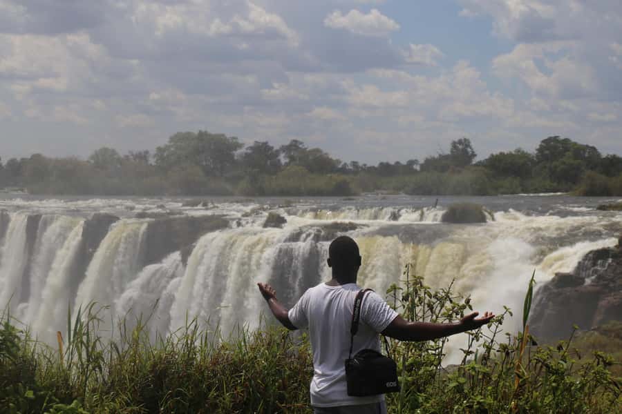 Victoria Falls Guided Tour with High Tea - Price and value: what $60 really covers