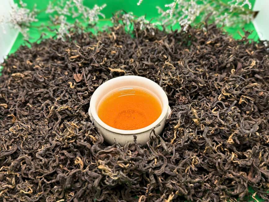 Vietnam Tea Tasting - Giang Egg Coffee & Train Street Visit - Optional Bun Cha Lunch: A Simple Add-On, Not a Guaranteed Meal