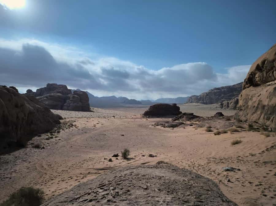 Wadi Rum: 2-Hour Jeep Tour with Bedouin Tea - Little Bridge Break: Tea, Free Time, and Shopping Without Rushing