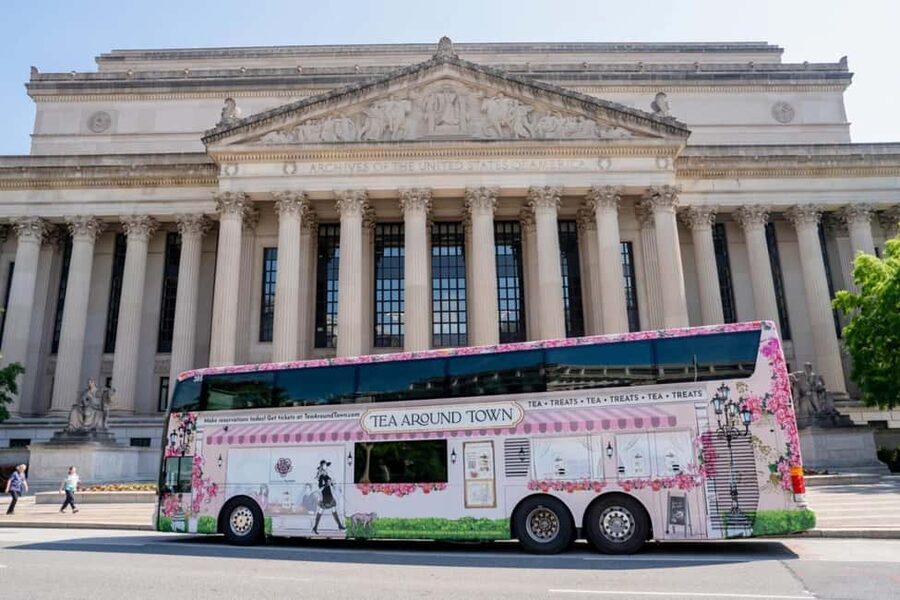 Washington, D.C.: Tea Around Town Bus Tour with Landmarks - Meeting point on Pennsylvania Ave: timing, tickets, and getting settled