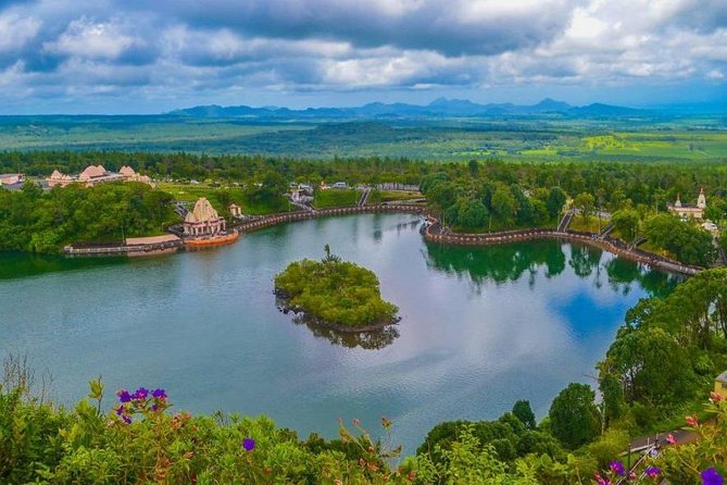 Wild South: Full-Day tour incl Rhumerie St Aubin, Bois cheri Tea factory & Lunch - Why this Wild South day feels like good value