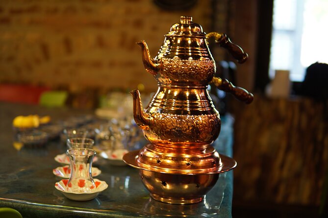 World Teas and Turkish Tea Brewing & Tasting Workshop in Istanbul - Key Highlights You Should Expect
