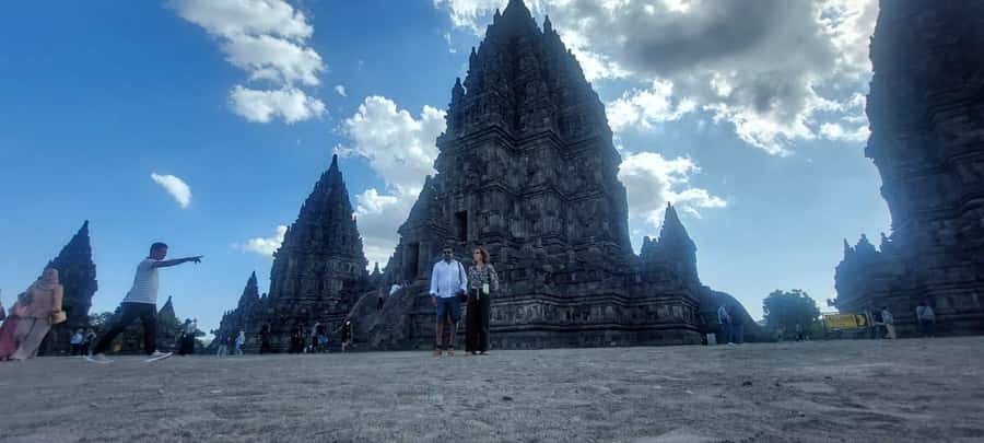 Yogyakarta: Prambanan Tour, Sukuh Temple & Tea Plantation - Who This Day Trip Suits Best in Yogyakarta
