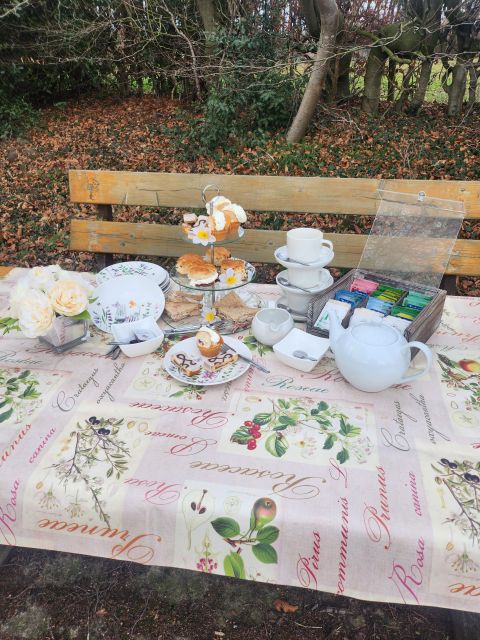 York: Private Horse-Drawn Carriage Ride and Afternoon Tea - Starting Point at Skipwith: Simple, But Plan for It